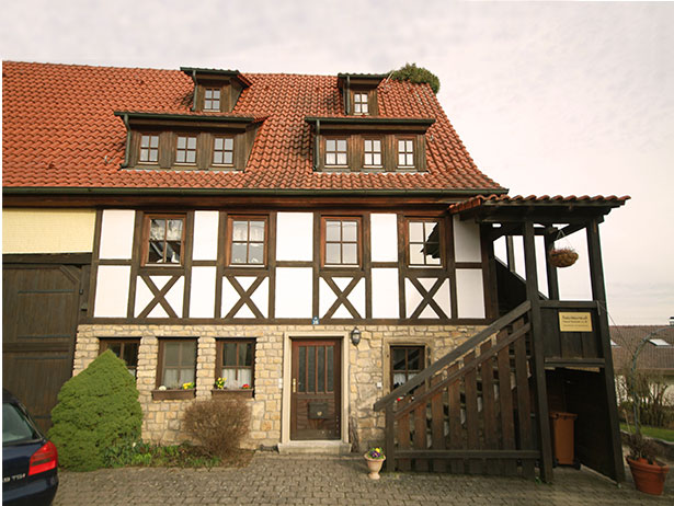 Empfingen Aussenensicht Front